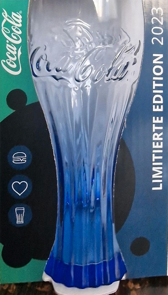 2x McDonalds Coca-Cola Glas, nachtblau, Edition 2023 in Leuterod