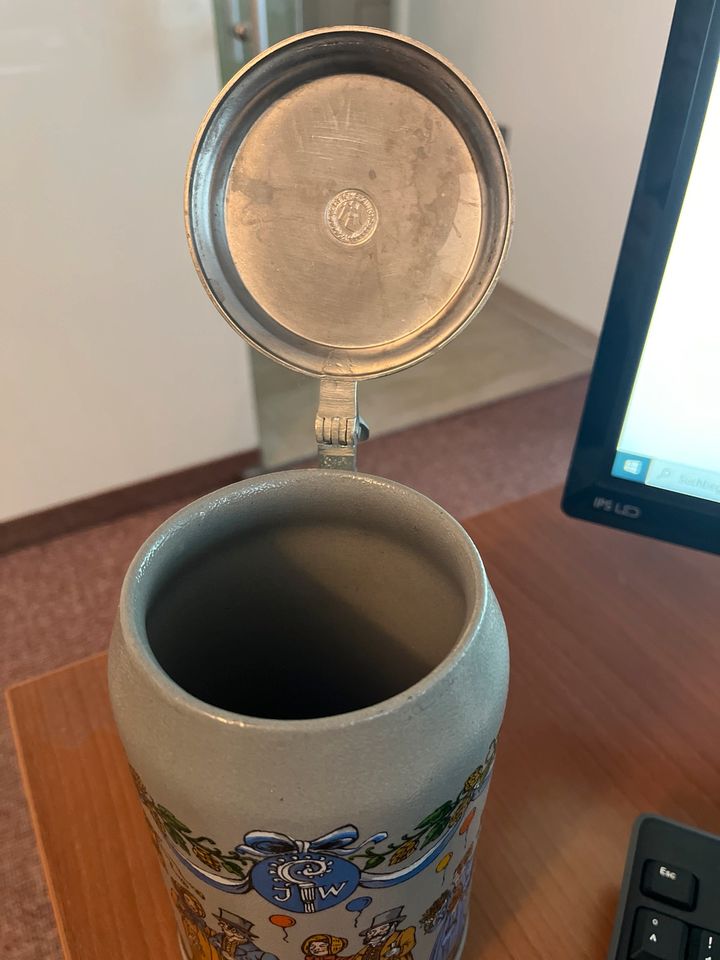 Augustiner Bierkrug Sammlerstück aus 1996 1 Liter Zinndeckel in Braunsbedra