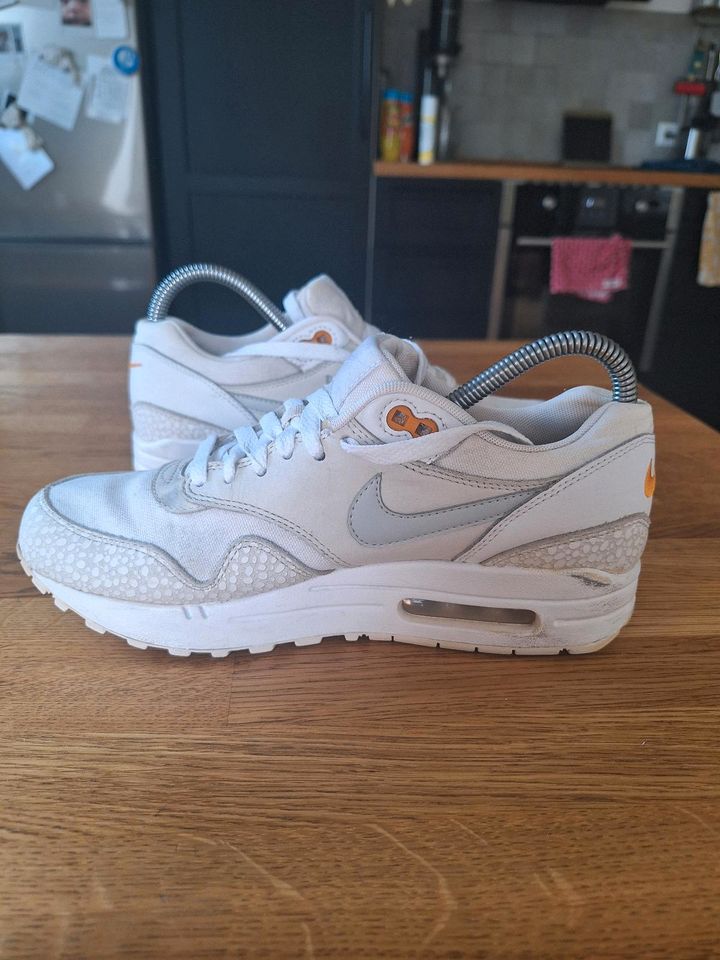 Nike Air Max 1  //  White Kumquat in Essen