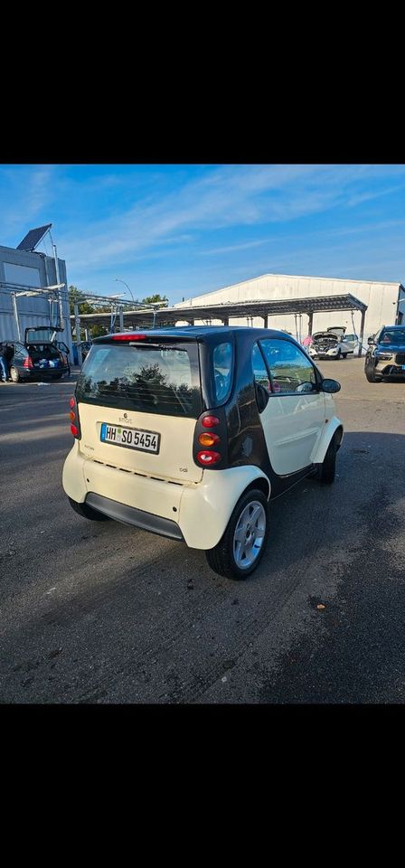 Smart ForTwo coupé 450 0.8 cdi in Hamburg