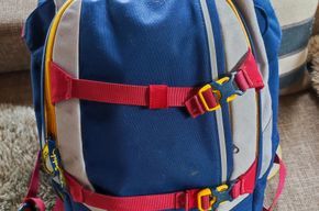 SATCH Schulranzen Schulrucksack blau rot gelb grau in Sonthofen