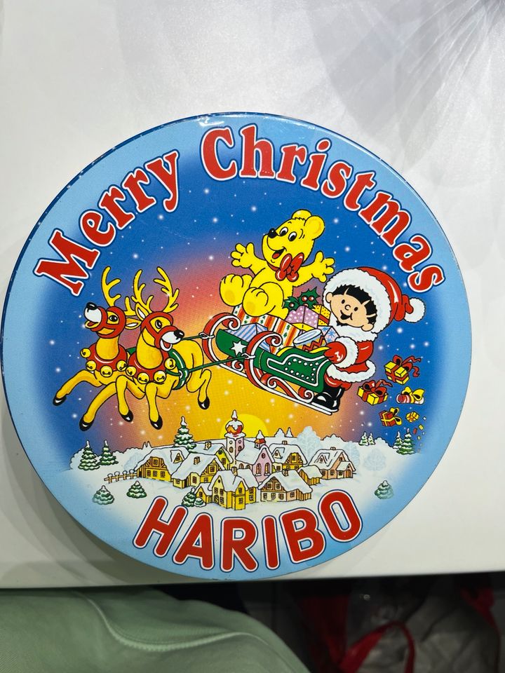 Haribo Merry Christmas Dose in Schwalbach a. Taunus