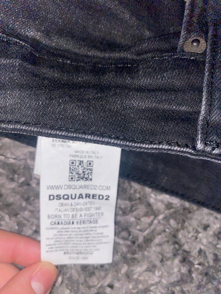 2 Dsquared2 Jeans, Schwarz MOD : 1813, 48 in Berlin