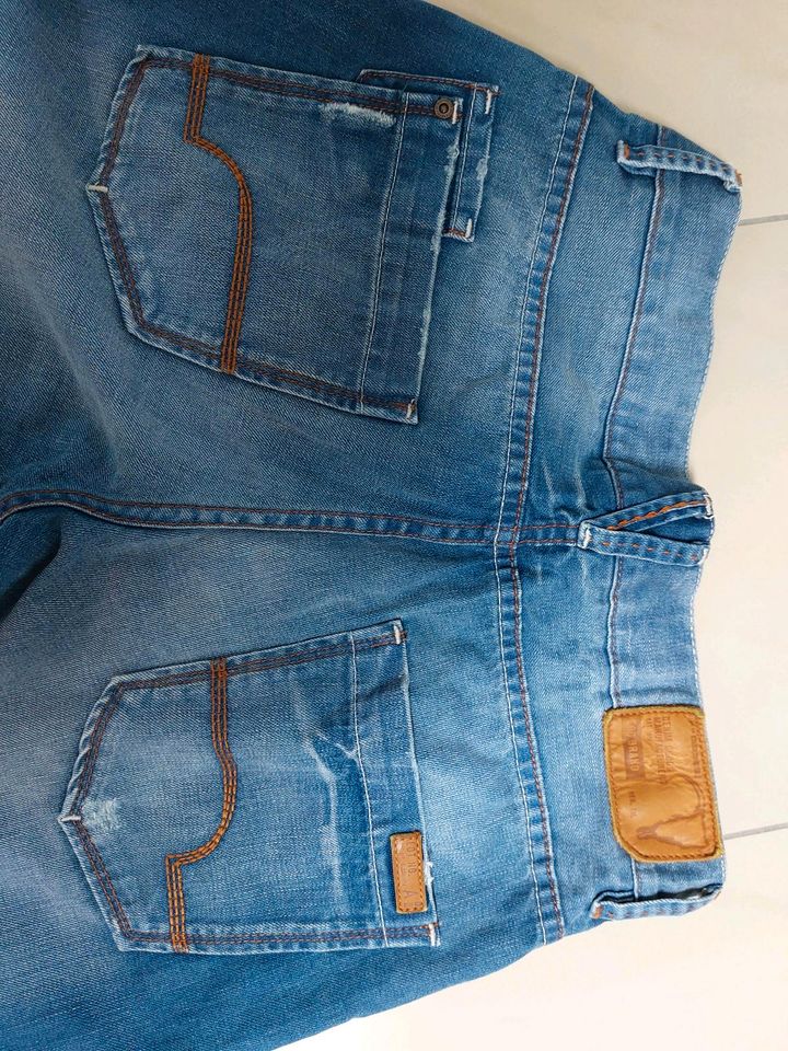 Esprit Herren Jeans  Gr 30/34 in Neuss