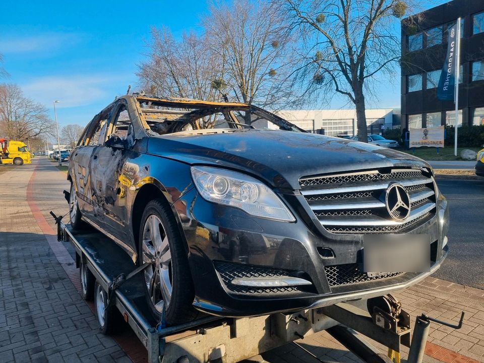 Mercedes R350 CDI L Bluetec AHK Brandschaden in Drochtersen