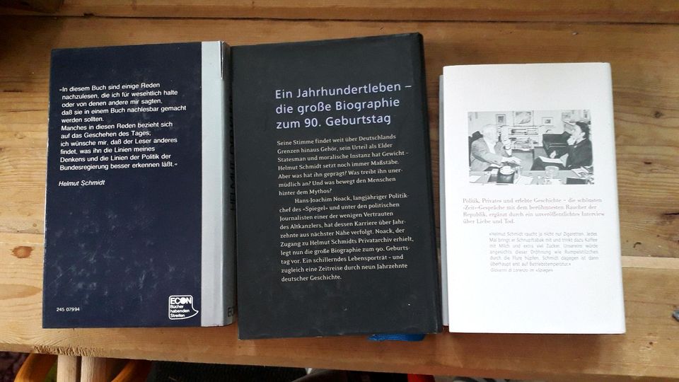 Gebundene politische Bücher Helmut Schmidt u.a. Biographie in Osterwieck