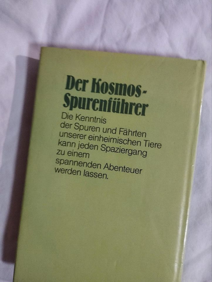 Der Kosmos Spurenführer aus 1982 , top Kosmos in Weißenburg in Bayern