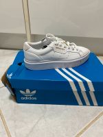 Adidas Sleek Neu Weiss in Grösse 40 2/3 Essen - Frillendorf Vorschau