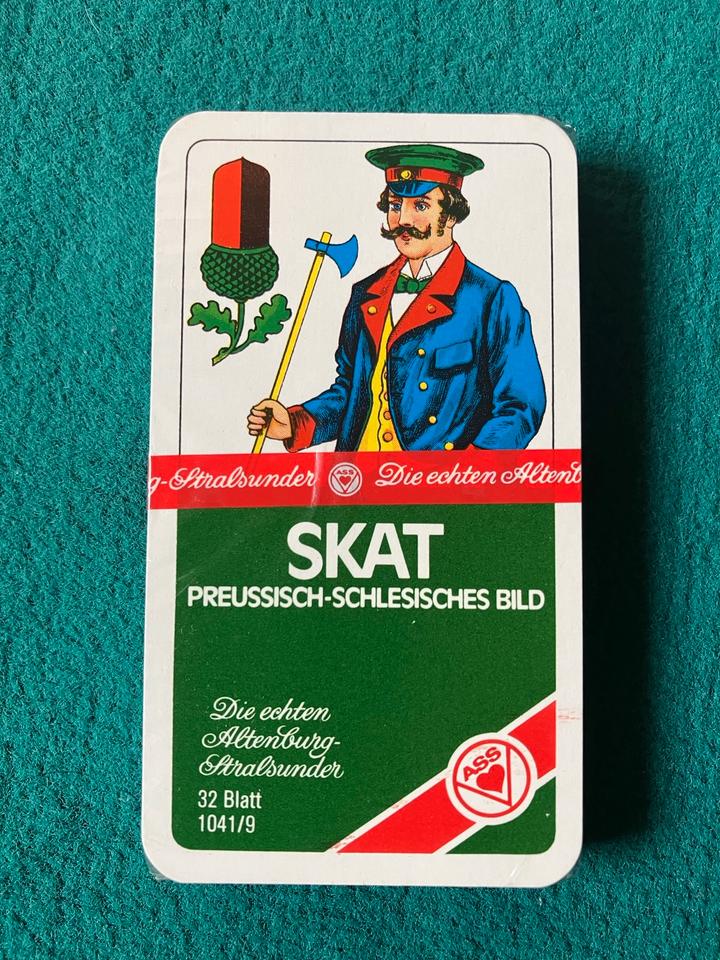 Skatspiel ASS neu OVP deutsches, preussisch-schlesisches Bild in Osloß