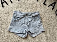 Süße Shorts von H&M Gr. 152 hellblau Hessen - Runkel Vorschau