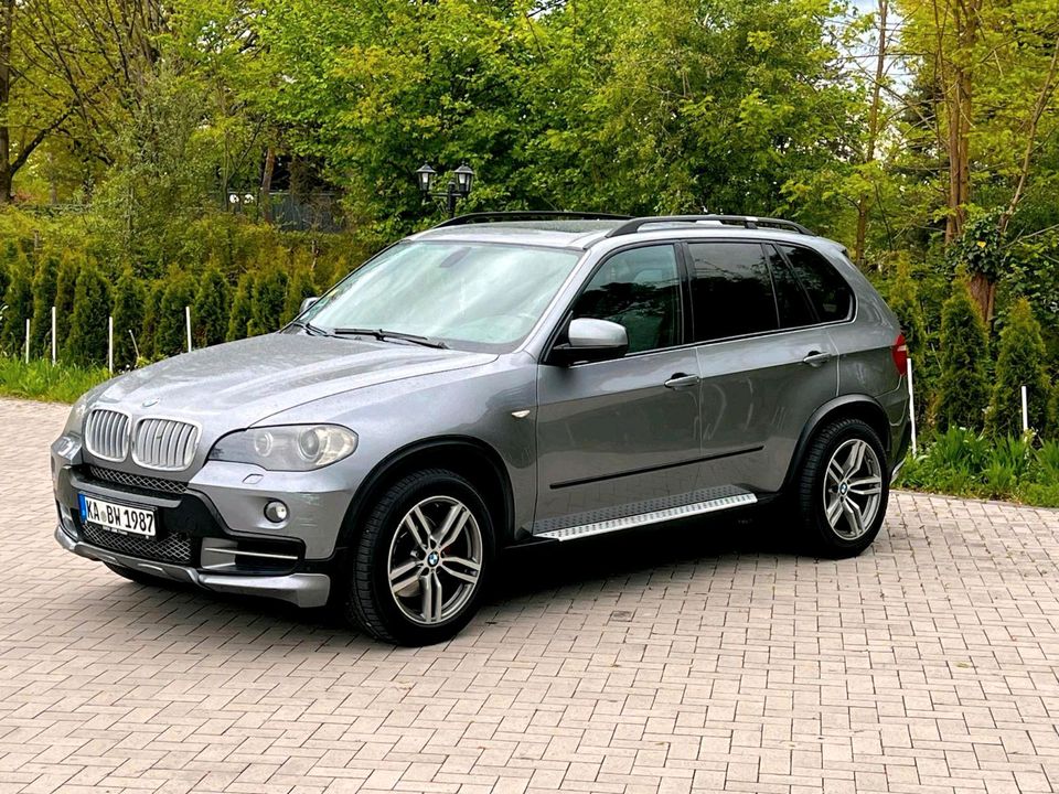 Bmw x5 e70 3.0 D 7sitze M packet in Rodgau