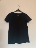 schwarzes T-Shirt Hessen - Baunatal Vorschau
