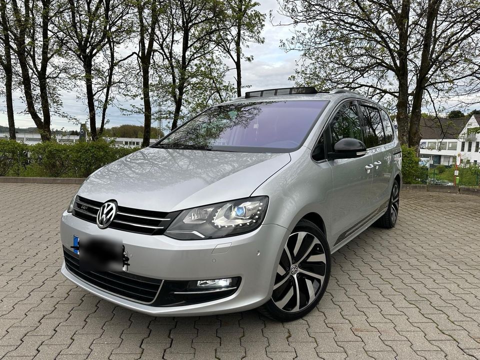 VW Sharan 2.0TDI 7N Vollausstattung -Standheizung 7Sitzer 19Zoll in Lüdenscheid