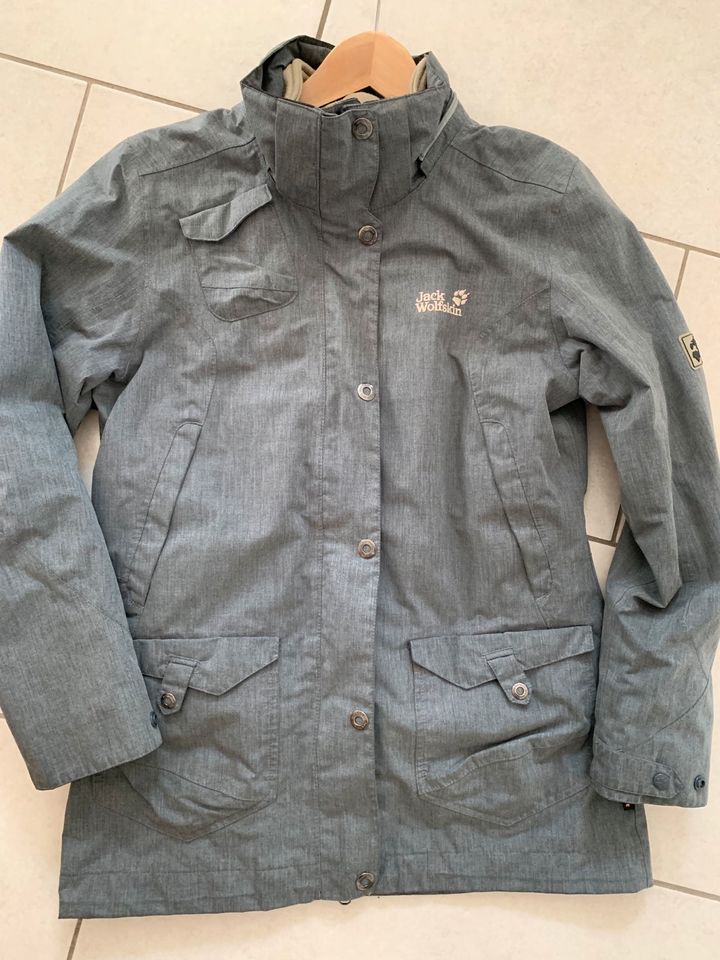 Jack Wolfskin 2 in 1 Jacke, M in Straubing