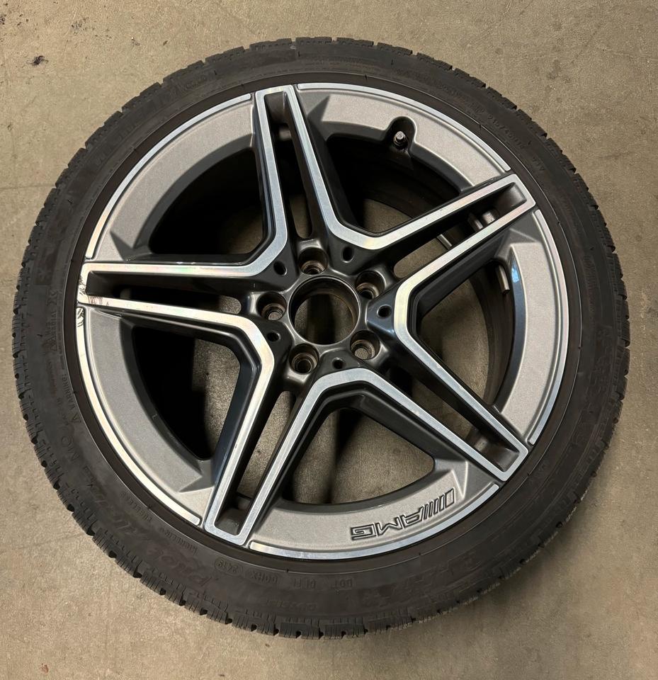 Mercedes A-Klasse AMG Kompletträder Winterreifen 215/45 R18 in Balingen