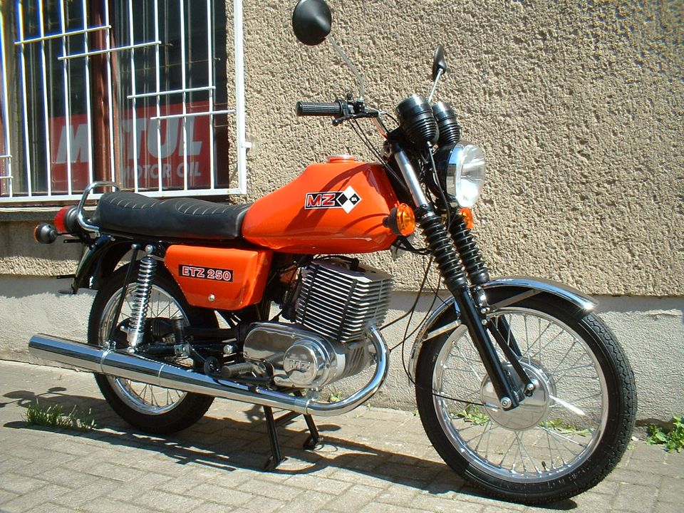 MZ ETZ 250 De Luxe - Komplettrestauration in Aschersleben