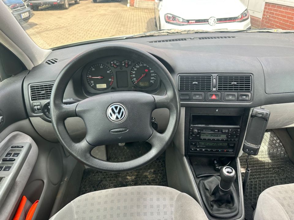 Volkswagen Golf IV 1.9 TDI Variant Comfortline 4Motion in Berlin
