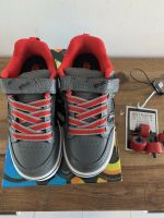 HEELYS BOLT PLUS X2 mit Blinklicht, Größe 32, absolut neuwertig Nordrhein-Westfalen - Troisdorf Vorschau