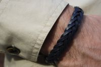 Lederarmband Herren Armband mit Magnetverschluss Nordrhein-Westfalen - Rheinbach Vorschau