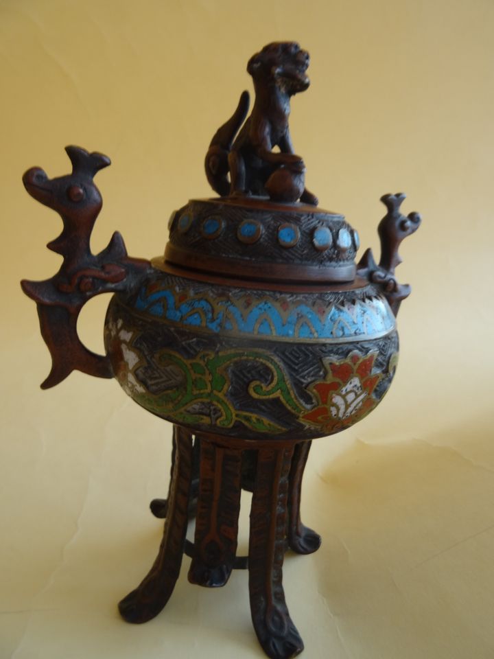 Chinesisches Räuchergefäß mit Cloisonne, 19. Jahrhundert in München