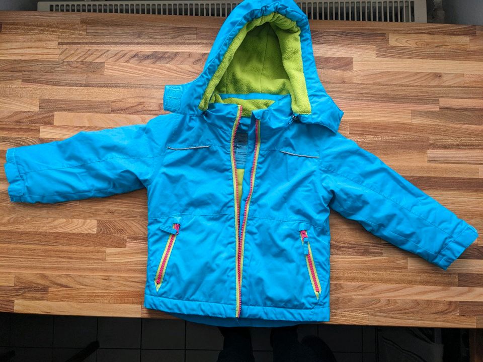 Winterjacke / Ski-Jacke in 98 / 104 (Jungen / Mädchen) in Mainz