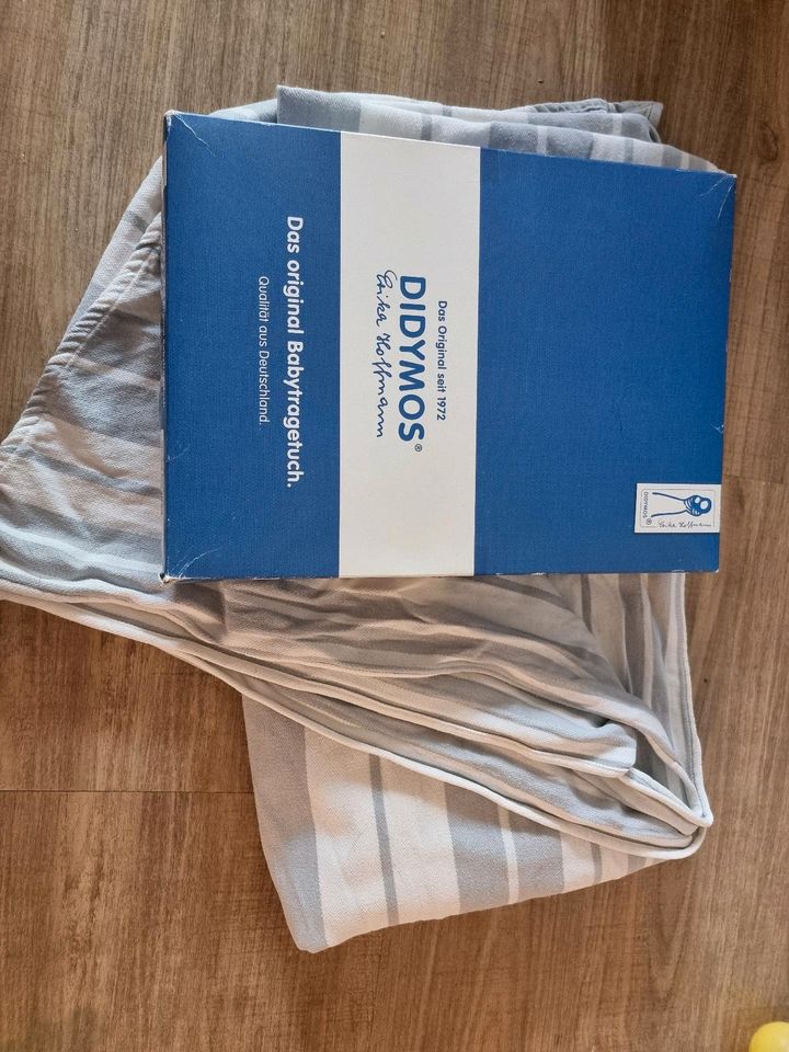 DIDYMOS Babytragetuch mit Anleitung und DVD in Unterschleißheim