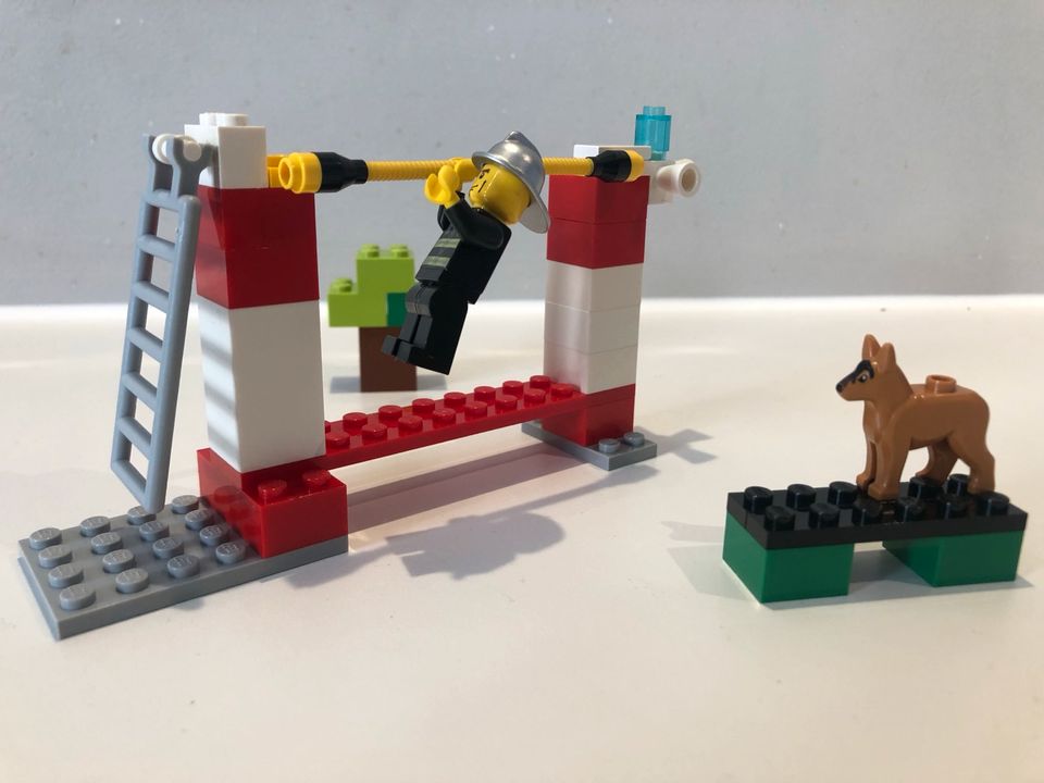 Lego 10661 Feuerwehr Build & Rebuild - Top! in München
