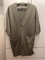 Pullover von Mango. Ideal zum Überziehen über Strumpfhosen! Stuttgart - Feuerbach Vorschau