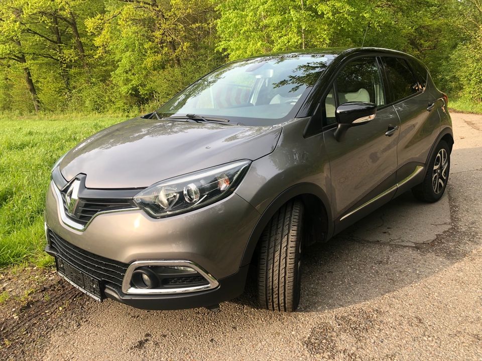 Rentnerauto scheckheftgepflegt, nur 33500km in Bermatingen