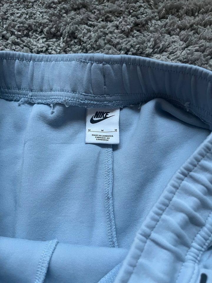 Nike Tech Fleece Hose wie neu blau M Männer Original in Hamburg