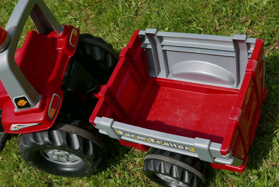 Rolly Toys Traktor, incl. Anhäner, Blinklicht und Seilwinde in Stegen