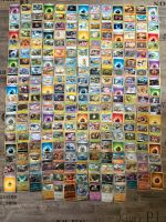 254 Pokemon Karten mit 50 Glitzerkarten Harburg - Hamburg Eißendorf Vorschau