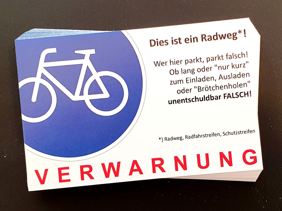 VERWARNUNG wegen Parkens auf dem Radweg - Dies ist ein Radweg! in Frankfurt am Main