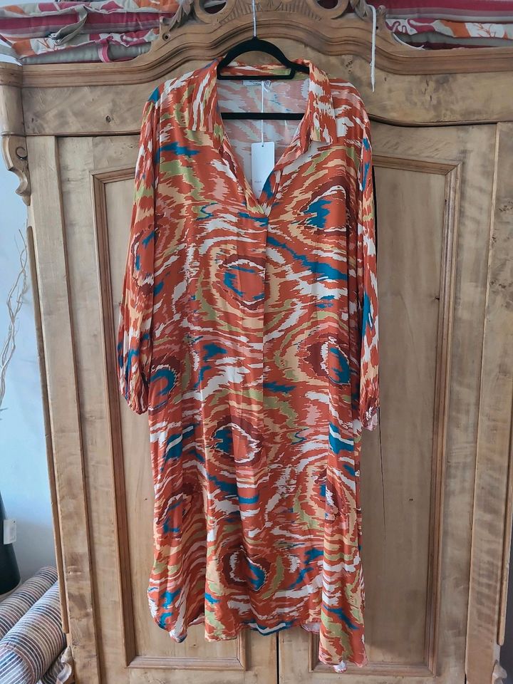 Moonshine fashion 2 xl kleid Neu in Bremerhaven