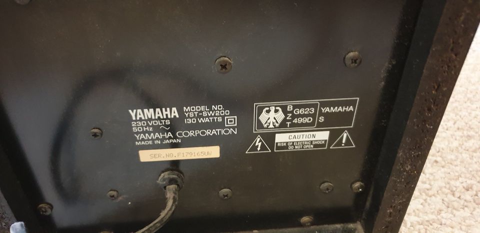 Yamaha YST 200 - Subwoofer mit Fernbedienung in Pohlheim