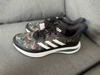 Adidas Forta Run Kinder Schuhe Gr. 39,5 neu Nordrhein-Westfalen - Olpe Vorschau