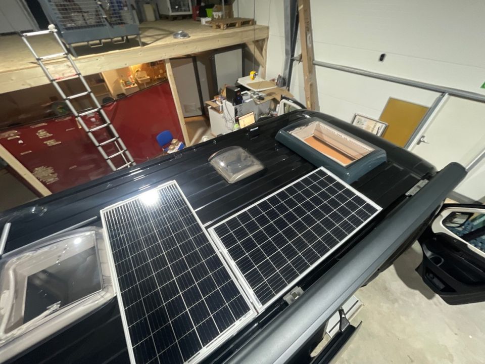 300W Hochvolt-Solaranlage & Lithium 100AH inkl. Ladebooster in Olfen