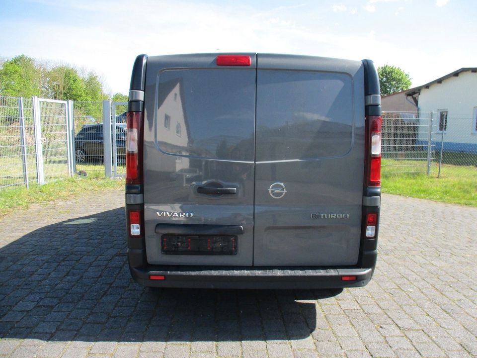 Opel Vivaro B Kasten/Kombi Kasten L1H1  2,7t ~KLIMA~ in Herzberg am Harz