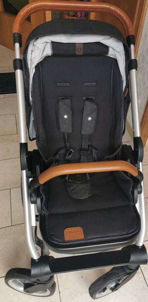 Kinderwagen Mutsy Nio mit viel Zubehör in Stadthagen