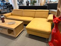 Ecksofa Sofa Couch Mikrofaser Lederoptik curry 300 x 170 cm Nordrhein-Westfalen - Blomberg Vorschau