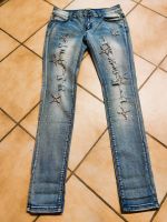 Jeans mit Verzierungen in Größe XL (42), Neuwertig Rheinland-Pfalz - Böhl-Iggelheim Vorschau