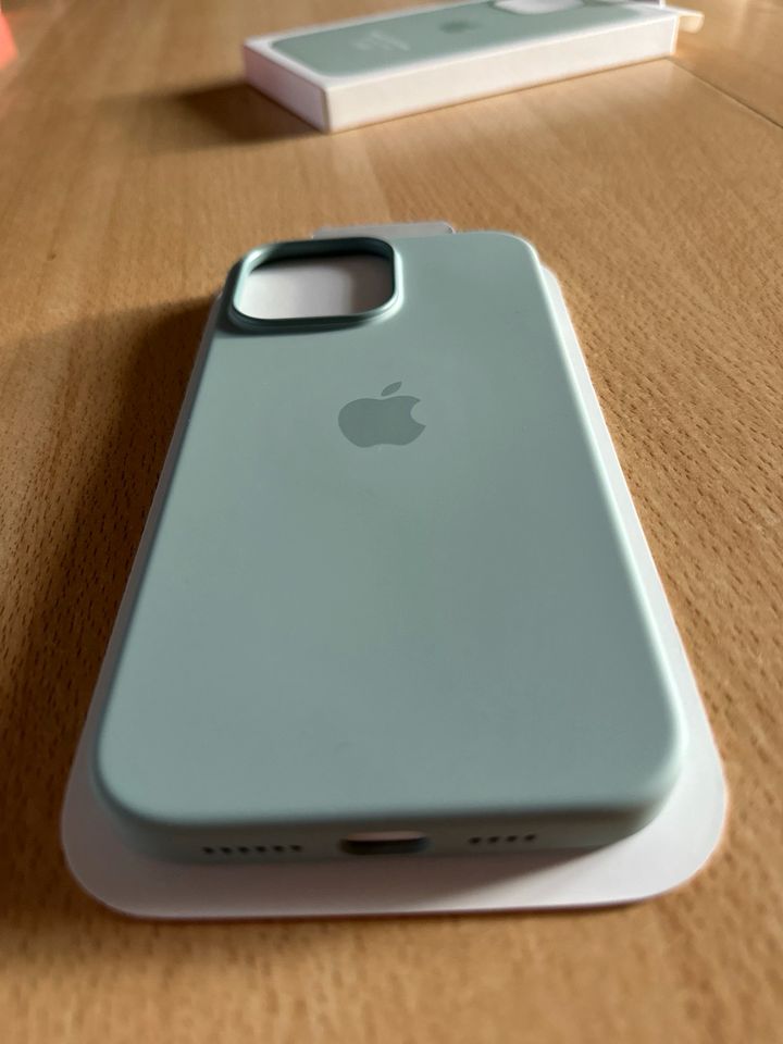 NEU iPhone 14 Pro MAX Silikonhülle mit MagSafe Mintgrün in Meiningen