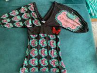 Desigual süßes Top mit tollen Armen / Form S 36 Hessen - Heusenstamm Vorschau