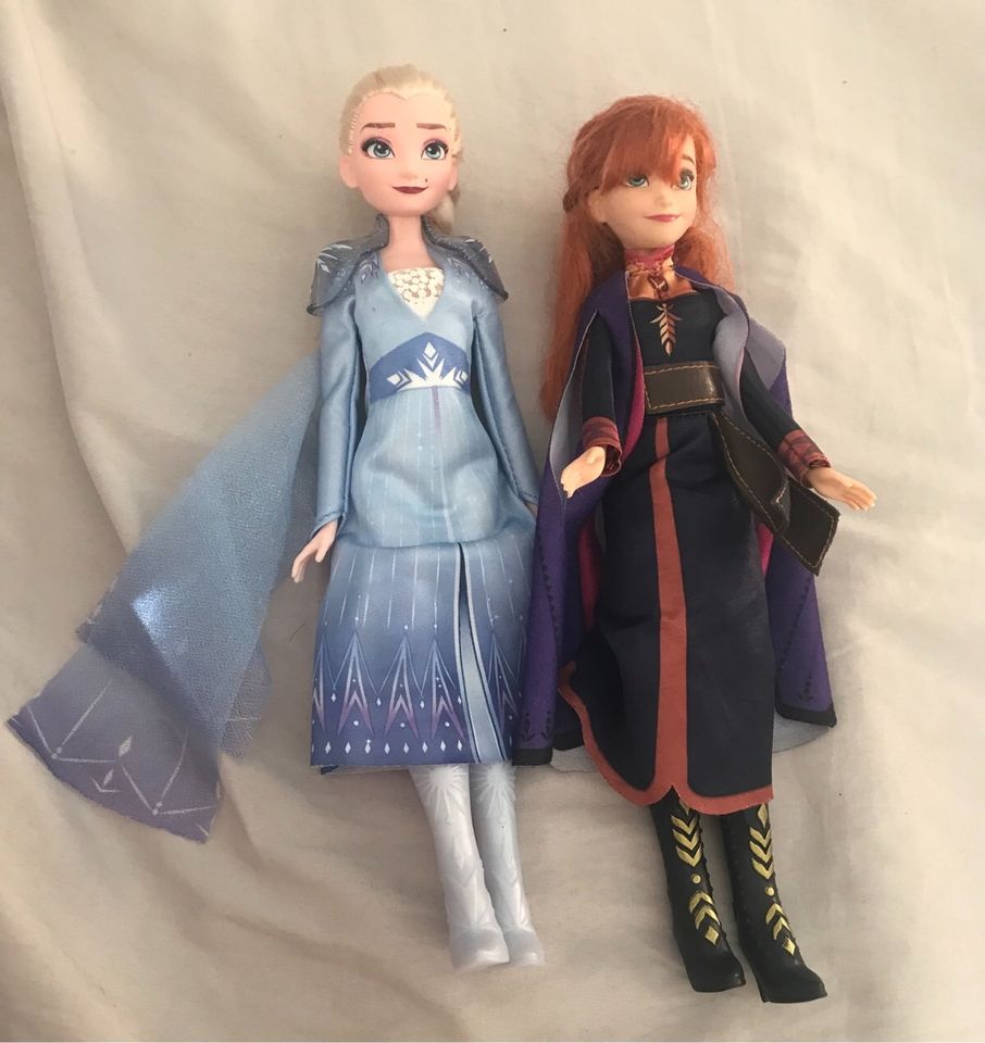 Elsa und singende Anna Puppen, Spielfiguren Disney in Tübingen