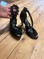 Elegante schwarze Sandaletten, Grösse 40 Nordrhein-Westfalen - Neuenkirchen Vorschau