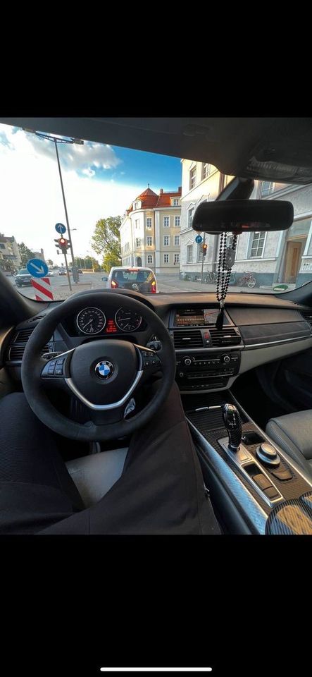 BMW X5 E70 3.0D NEU TÜV!!! in Landshut