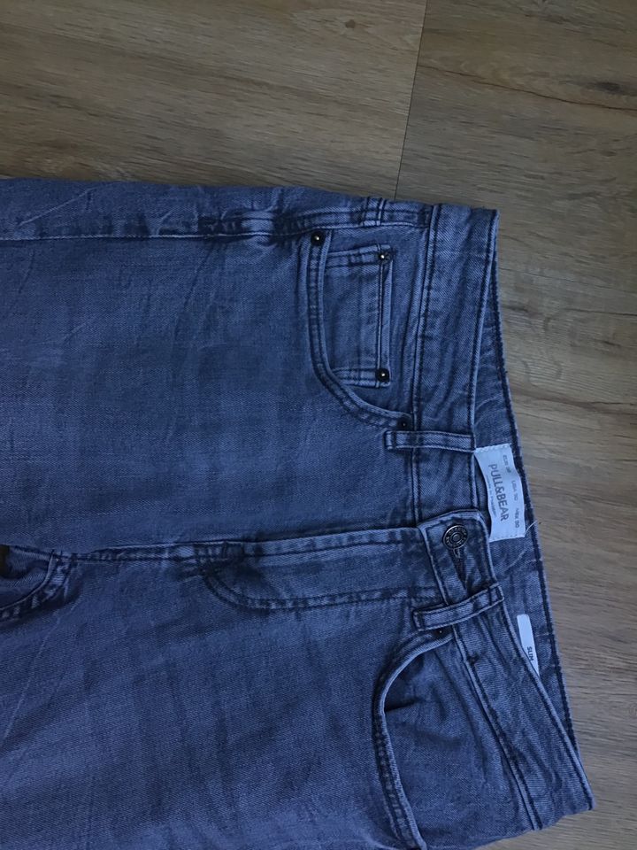 Pull&Bear Jeans Herren Jungs Gr. 38 grau slim Denim in Hamburg