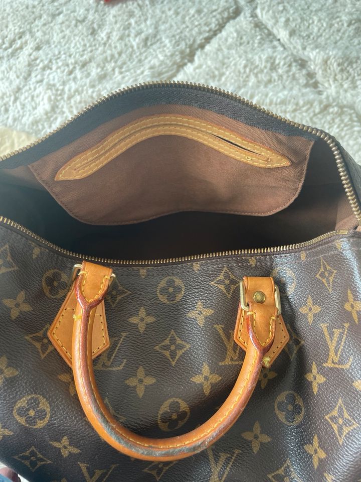 Louis Vuitton, Speedy in Eislingen (Fils)