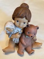 Porzellan Figur Goebel Mädchen mit Teddy und Puppe Bayern - Herzogenaurach Vorschau