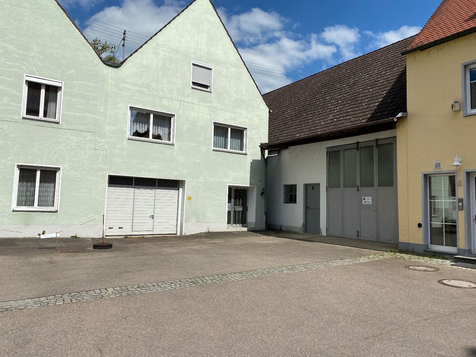 Haus mit zwei bis drei Wohnungen in zentraler Lage zu vermieten in Donauwörth